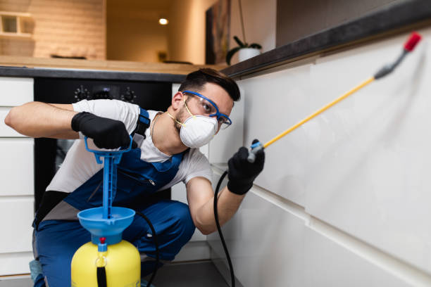 Best Commercial Pest Control Services  in Coldwater, MI